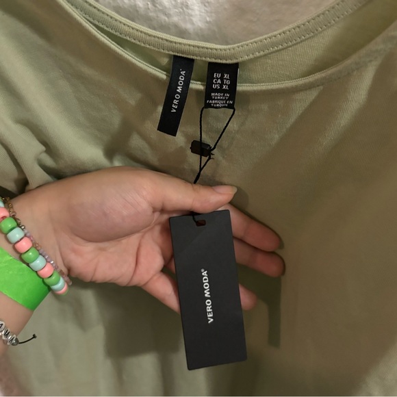 Vero Moda New Green Bodysuit with Ruffles - Picture 3 of 4